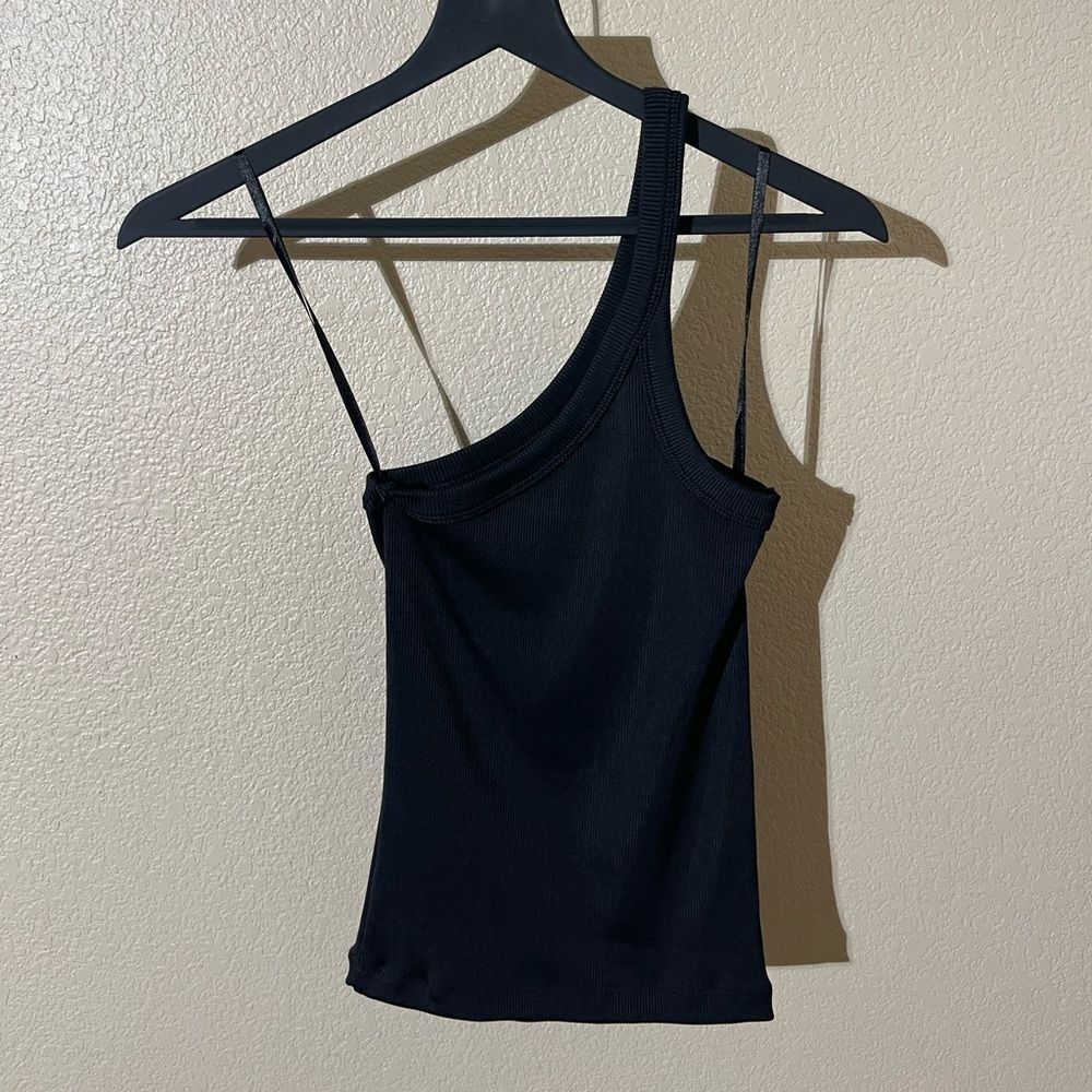 Sold  - Picture 2 of 6